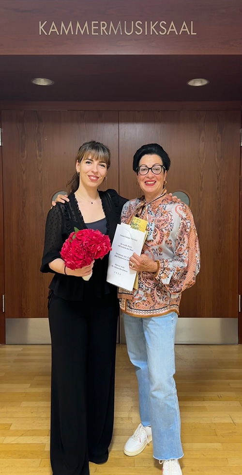 Athina Bardakou und SZS